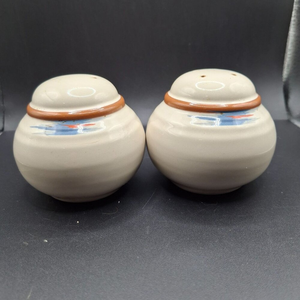 Noritake Raindance Hand-Painted Ceramic Salt & Pepper Shakers Beige Blue & Red